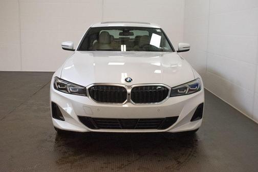 Mineral White Metallic 2026 BMW 330 xDrive