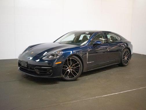 2022 Porsche Panamera 4 Platinum Edition