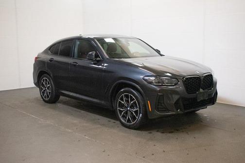 2023 BMW X4 xDrive30i