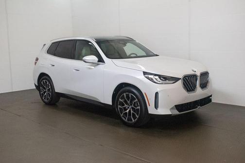 Mineral White Metallic 2026 BMW X3 30 xDrive