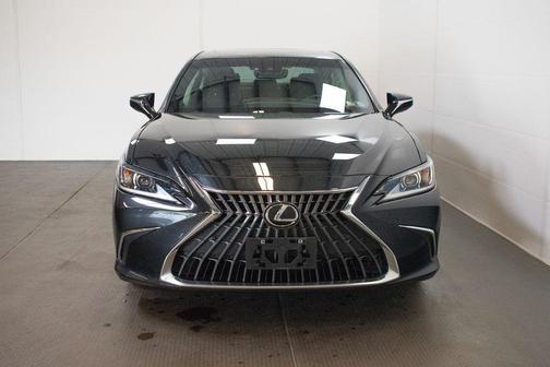 Caviar 2022 Lexus ES 250 Base
