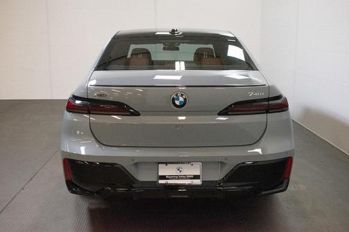 2026 BMW 740 xDrive