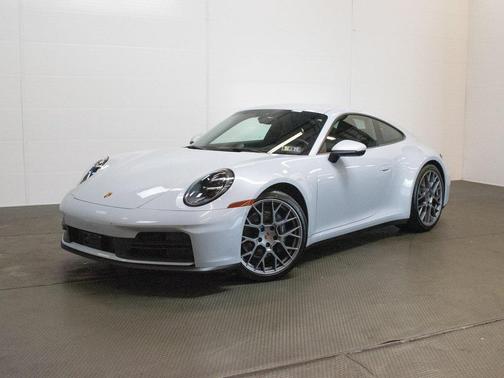 2025 Porsche 911 Carrera