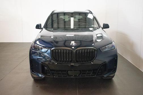 Carbon Black Metallic 2026 BMW X5 PHEV xDrive50e