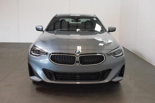 2025 BMW 230 i xDrive