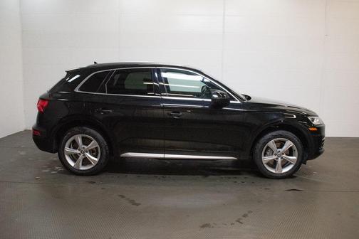 2020 Audi Q5 45 Premium Plus