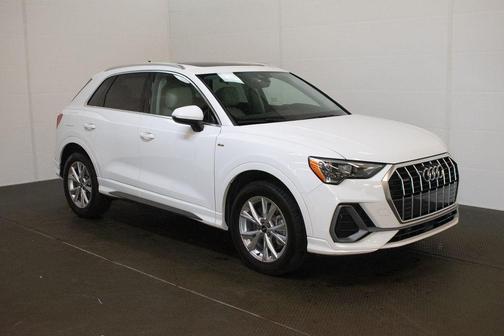 Ibis White 2021 Audi Q3 45 S line Premium