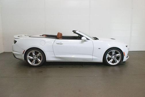 Summit White 2021 Chevrolet Camaro 2SS