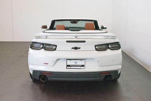 Summit White 2021 Chevrolet Camaro 2SS