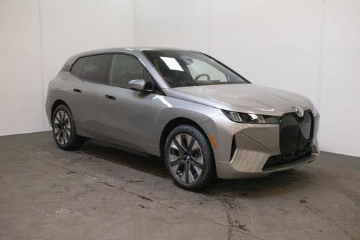 2026 BMW iX xDrive45