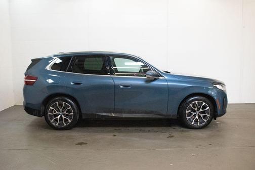 Arctic Race Blue Metallic 2026 BMW X3 30 xDrive