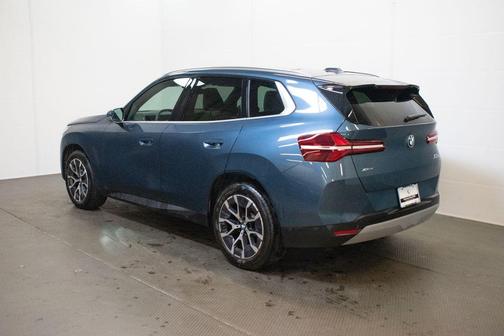 Arctic Race Blue Metallic 2026 BMW X3 30 xDrive
