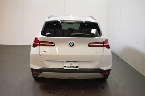 Mineral White Metallic 2026 BMW X3 30 xDrive