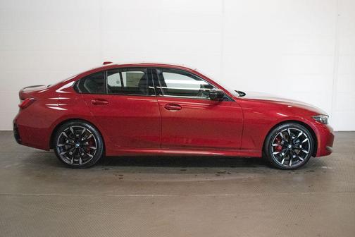 Vegas Red Metallic 2026 BMW 330 xDrive