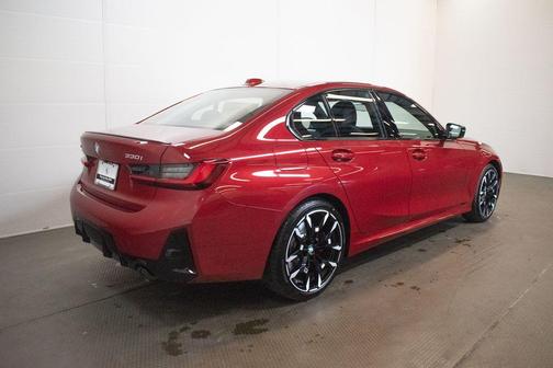 Vegas Red Metallic 2026 BMW 330 xDrive