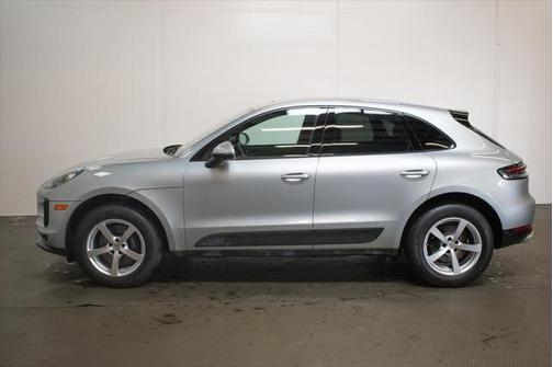 2020 Porsche Macan Base