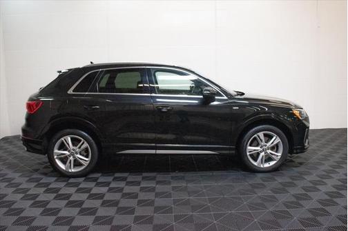 2020 Audi Q3 45 S line Premium