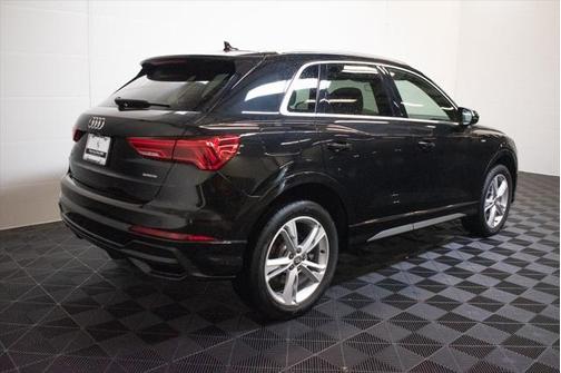 2020 Audi Q3 45 S line Premium