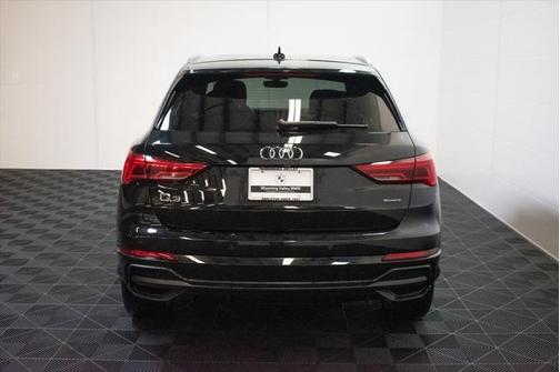 2020 Audi Q3 45 S line Premium