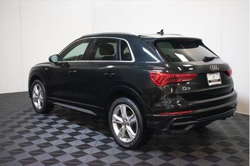 2020 Audi Q3 45 S line Premium