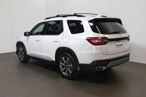 2023 Honda Pilot AWD Elite