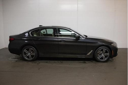 2022 BMW 530 i xDrive