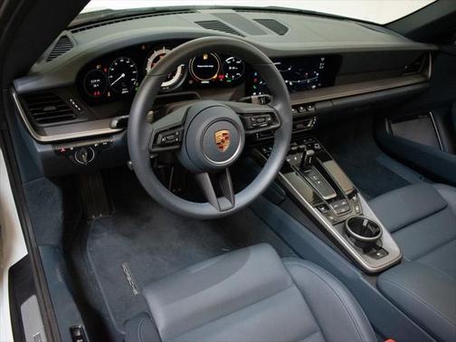 2023 Porsche 911 Carrera