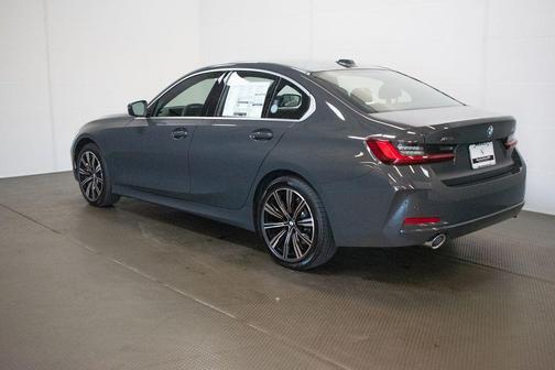 Dravit Grey Metallic 2026 BMW 330 xDrive