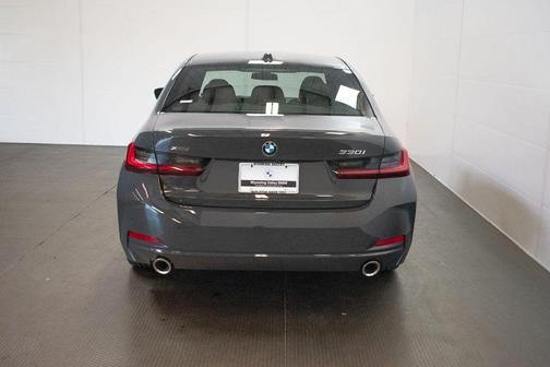 Dravit Grey Metallic 2026 BMW 330 xDrive