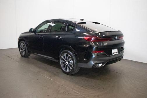 Black Sapphire Metallic 2027 BMW X6 xDrive40i