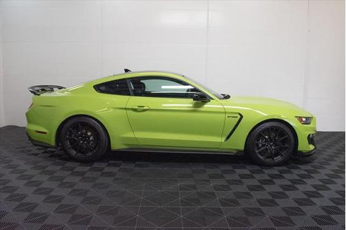 2020 Ford Shelby GT350 Base