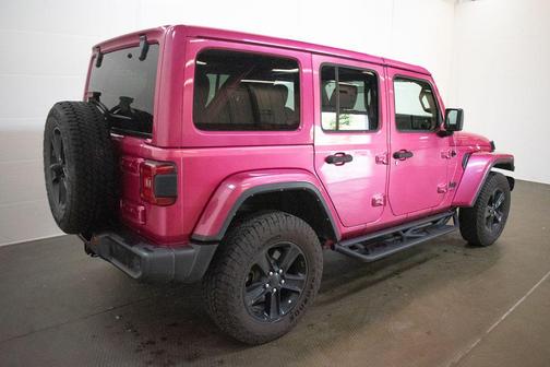 Limited Edition Tuscadero Pearlcoat 2022 Jeep Wrangler Unlimited Sahara