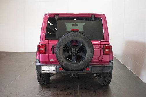 Limited Edition Tuscadero Pearlcoat 2022 Jeep Wrangler Unlimited Sahara
