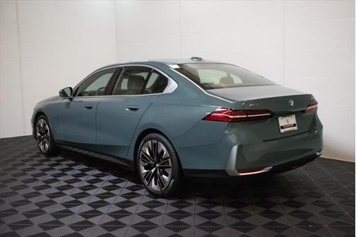 2024 BMW 540 i xDrive