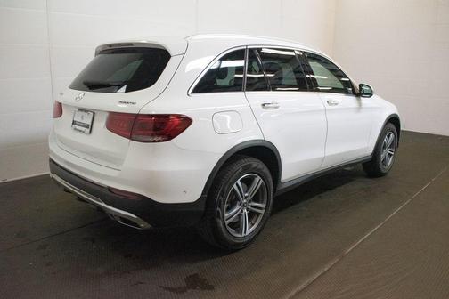 Polar White 2022 Mercedes-Benz GLC 300 4MATIC