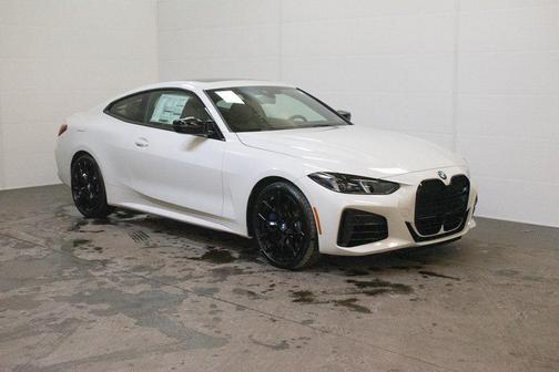 Alpine White 2026 BMW M440 i xDrive