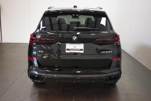 Black Sapphire Metallic 2026 BMW X5 M60i