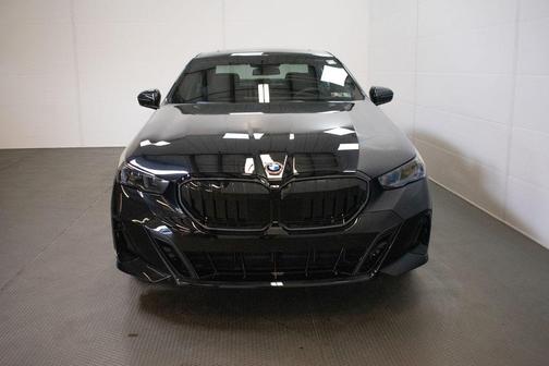 Black Sapphire Metallic 2027 BMW 540 i xDrive