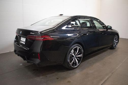 Black Sapphire Metallic 2027 BMW 540 i xDrive