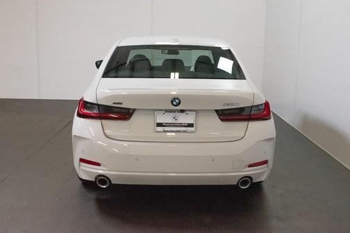 2025 BMW 330 i xDrive