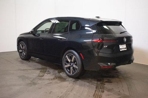 Black Sapphire Metallic 2026 BMW iX xDrive45