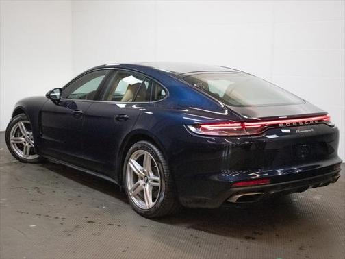 2021 Porsche Panamera 4