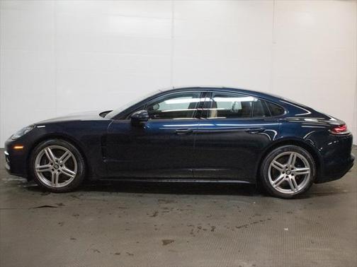 2021 Porsche Panamera 4