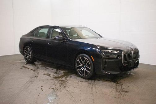 2023 BMW 760 i xDrive