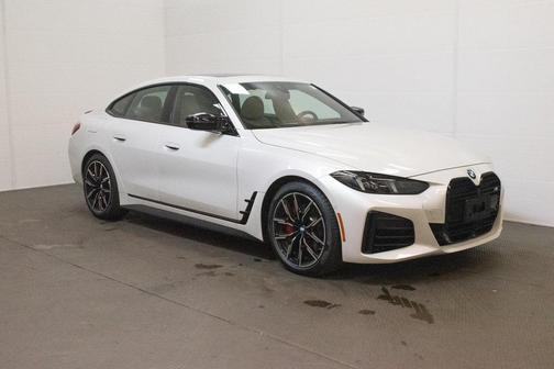 2025 BMW M440 i xDrive