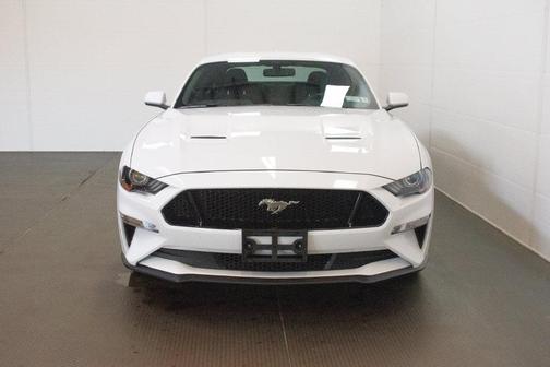 Oxford White 2020 Ford Mustang GT
