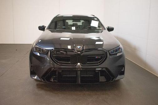 Dark Graphite Metallic 2026 BMW M5 Base