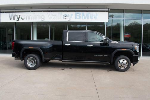 Onyx Black 2023 GMC Sierra 3500 Denali