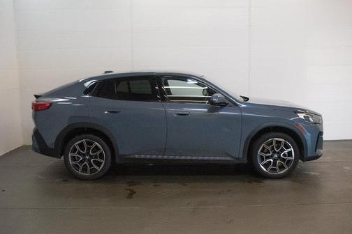 Storm Bay Metallic 2026 BMW X2 xDrive28i