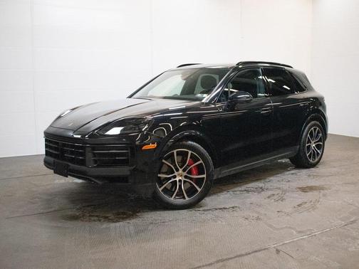 2024 Porsche Cayenne S